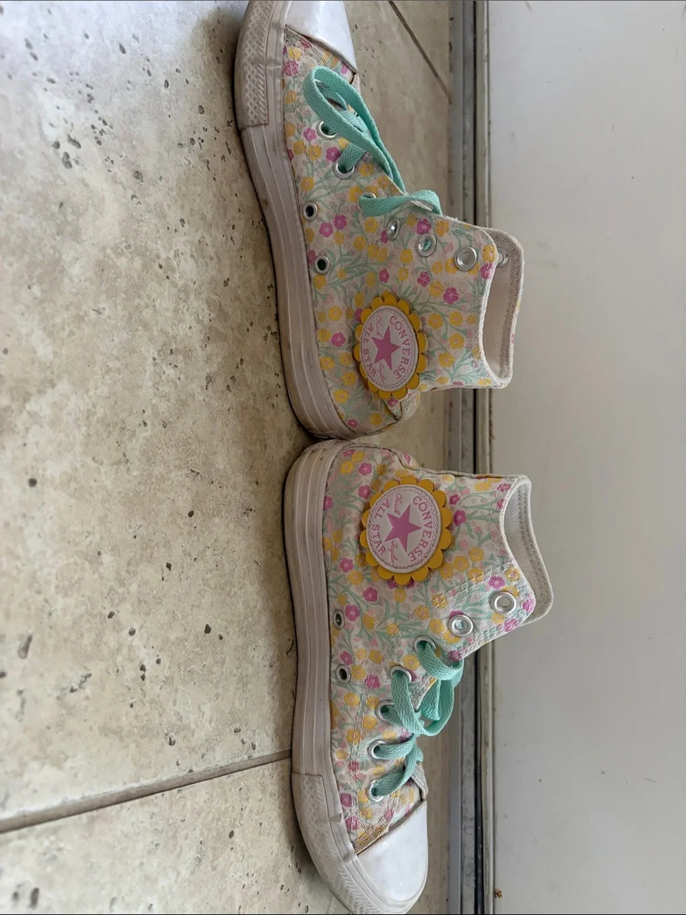 Girls Converse floral All⭐️Star